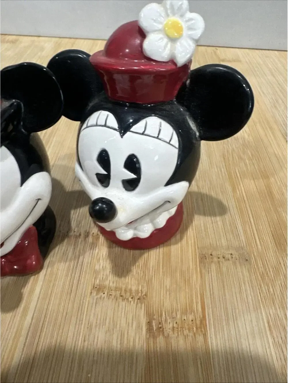 Vintage Enesco Disney Pie Eyed Mickey Minnie Mouse Salt & Pepper Shakers *